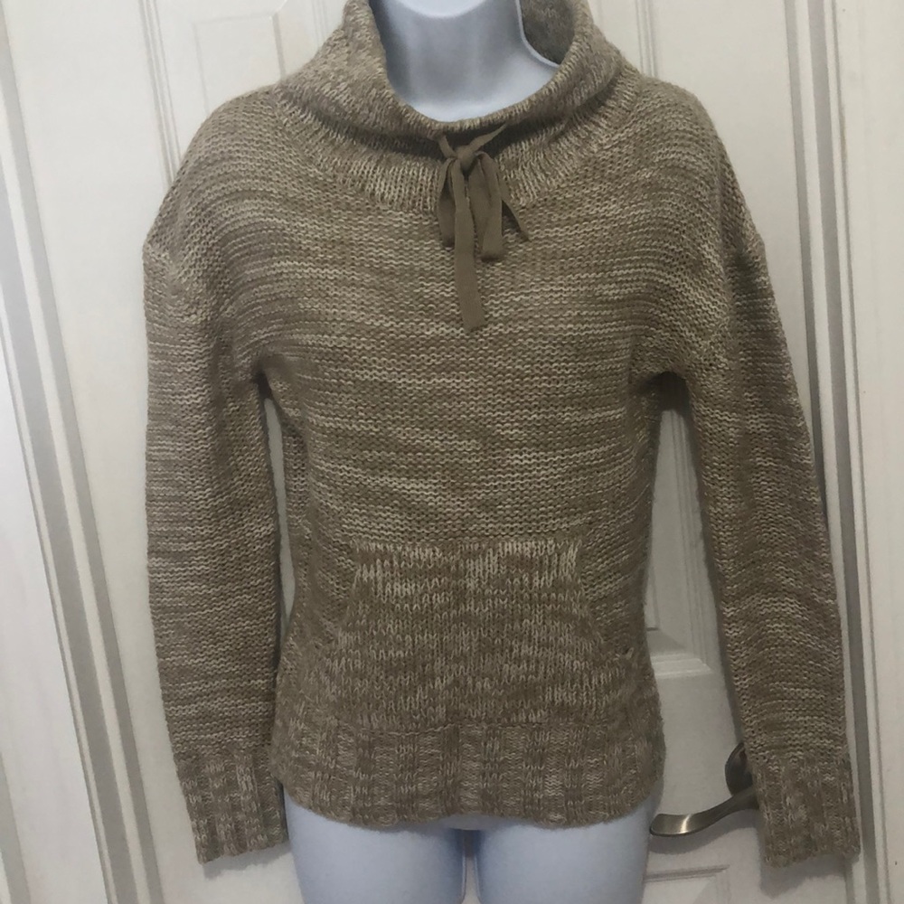 Poof excellence sweater